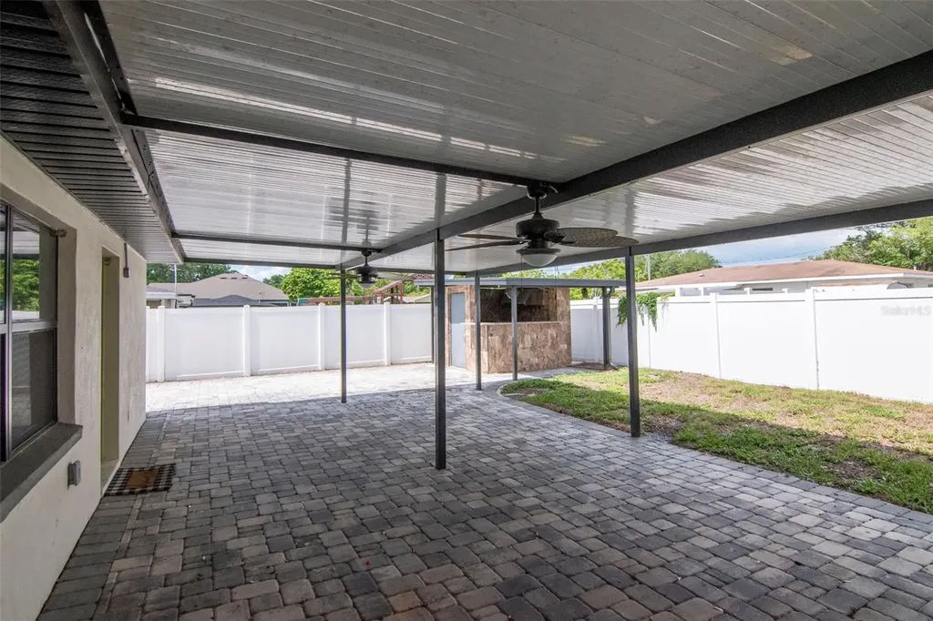 1713 W Saint Isabel Street Tampa FL 33607