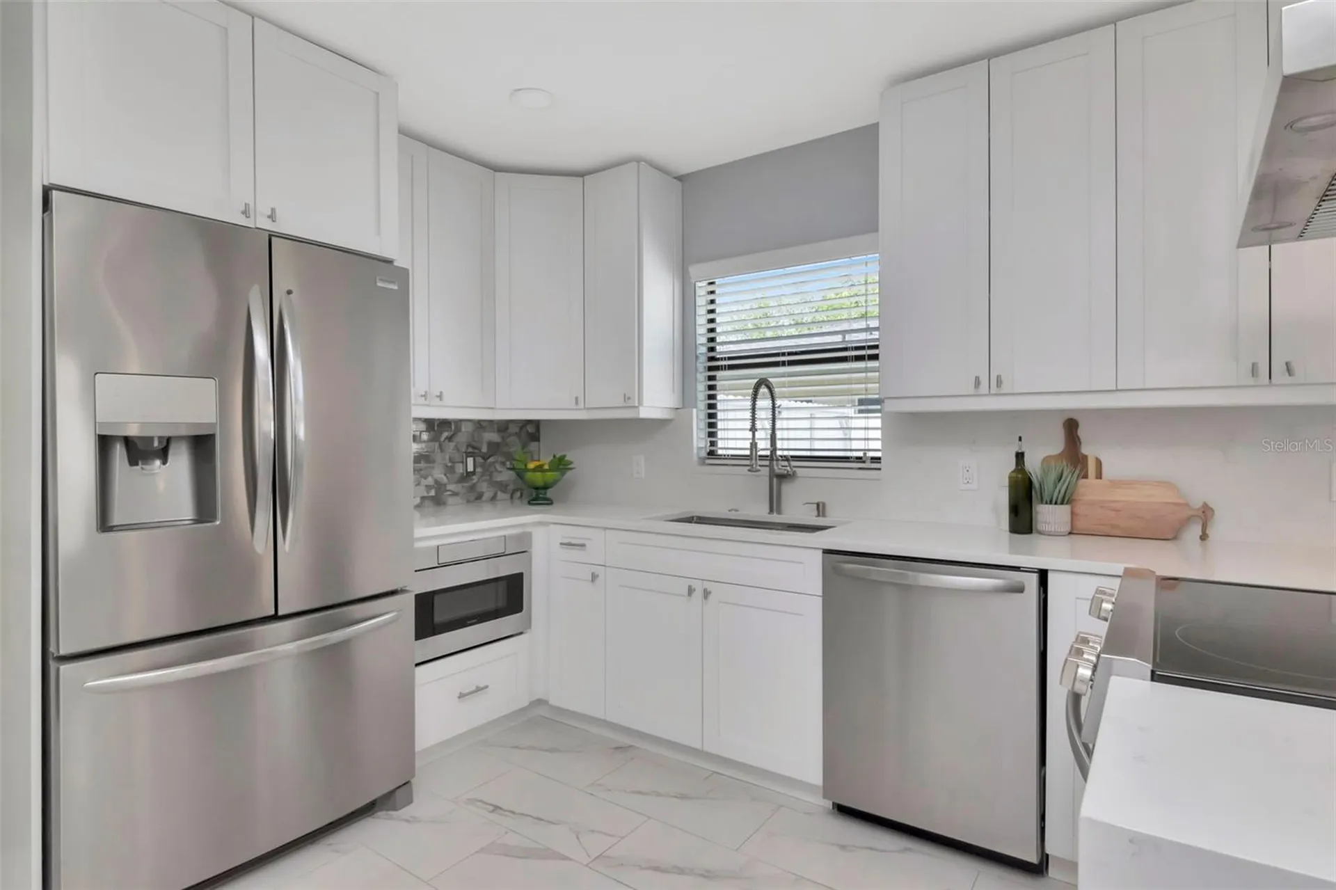 1713 W Saint Isabel Street Tampa FL 33607