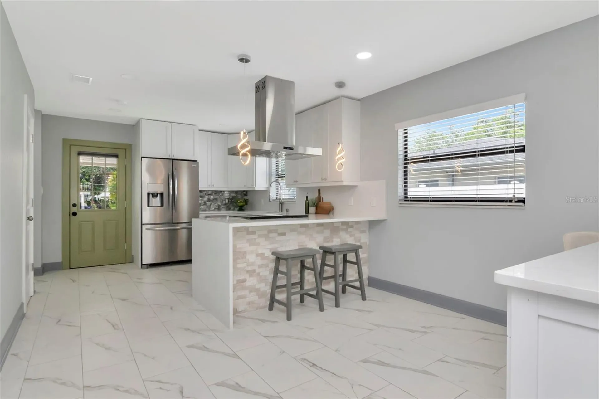 1713 W Saint Isabel Street Tampa FL 33607