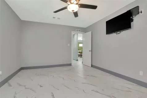 1713 W Saint Isabel Street Tampa FL 33607