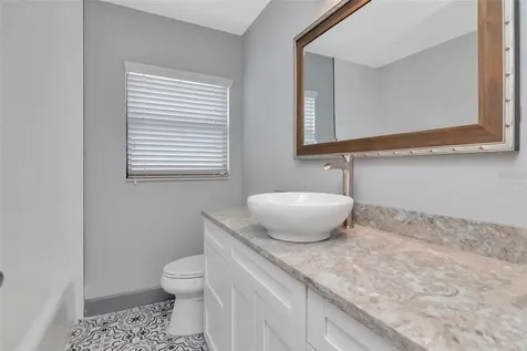 1713 W Saint Isabel Street Tampa FL 33607