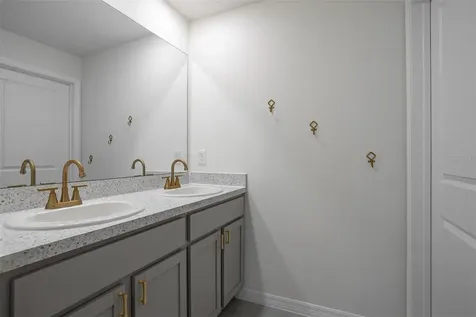 13688 Wineberry Drive Dade City FL 33525