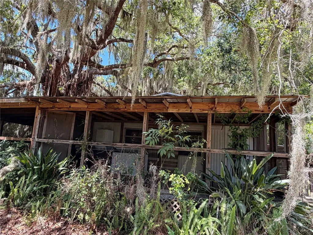697 Eagle Watch Road Oak Hill FL 32759