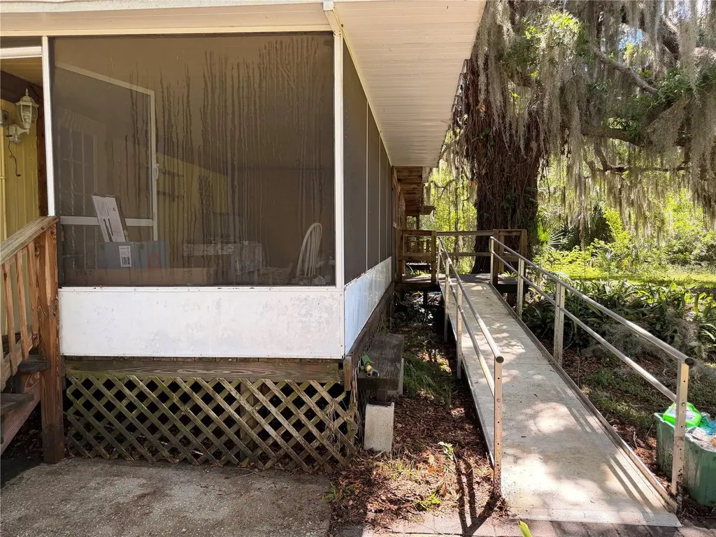 697 Eagle Watch Road Oak Hill FL 32759