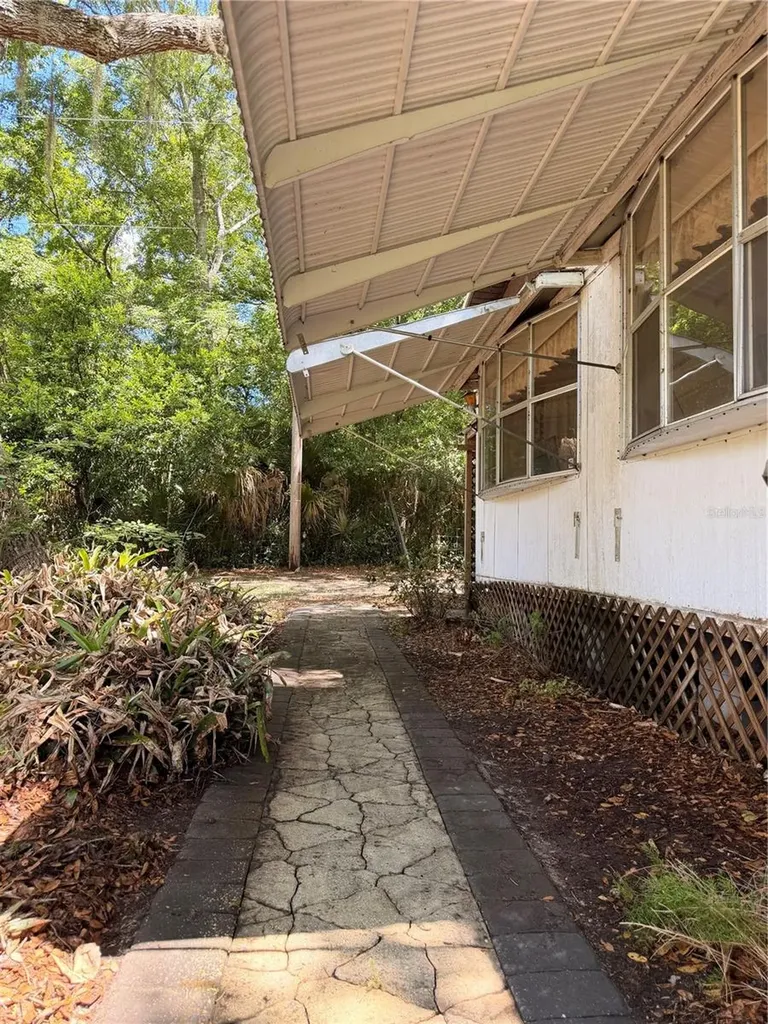 697 Eagle Watch Road Oak Hill FL 32759