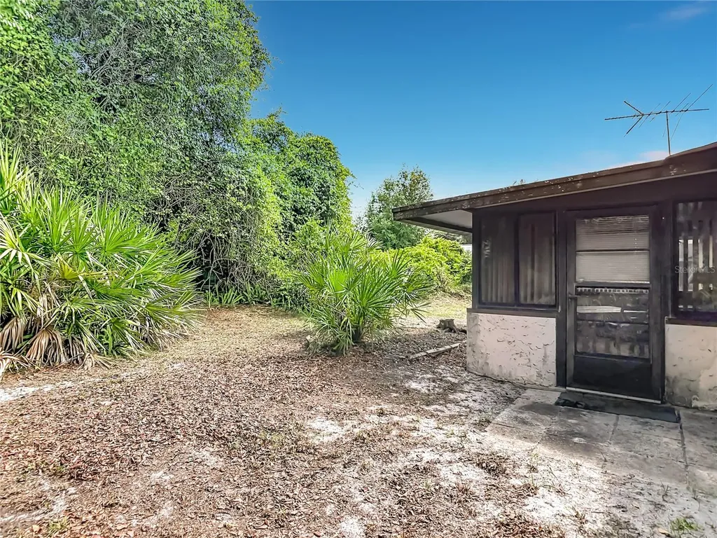 625 Brunswick Terrace Deltona FL 32725