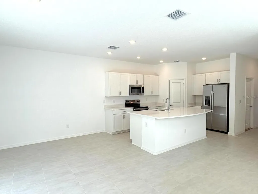 2081 Hallier Cove Wesley Chapel FL 33543