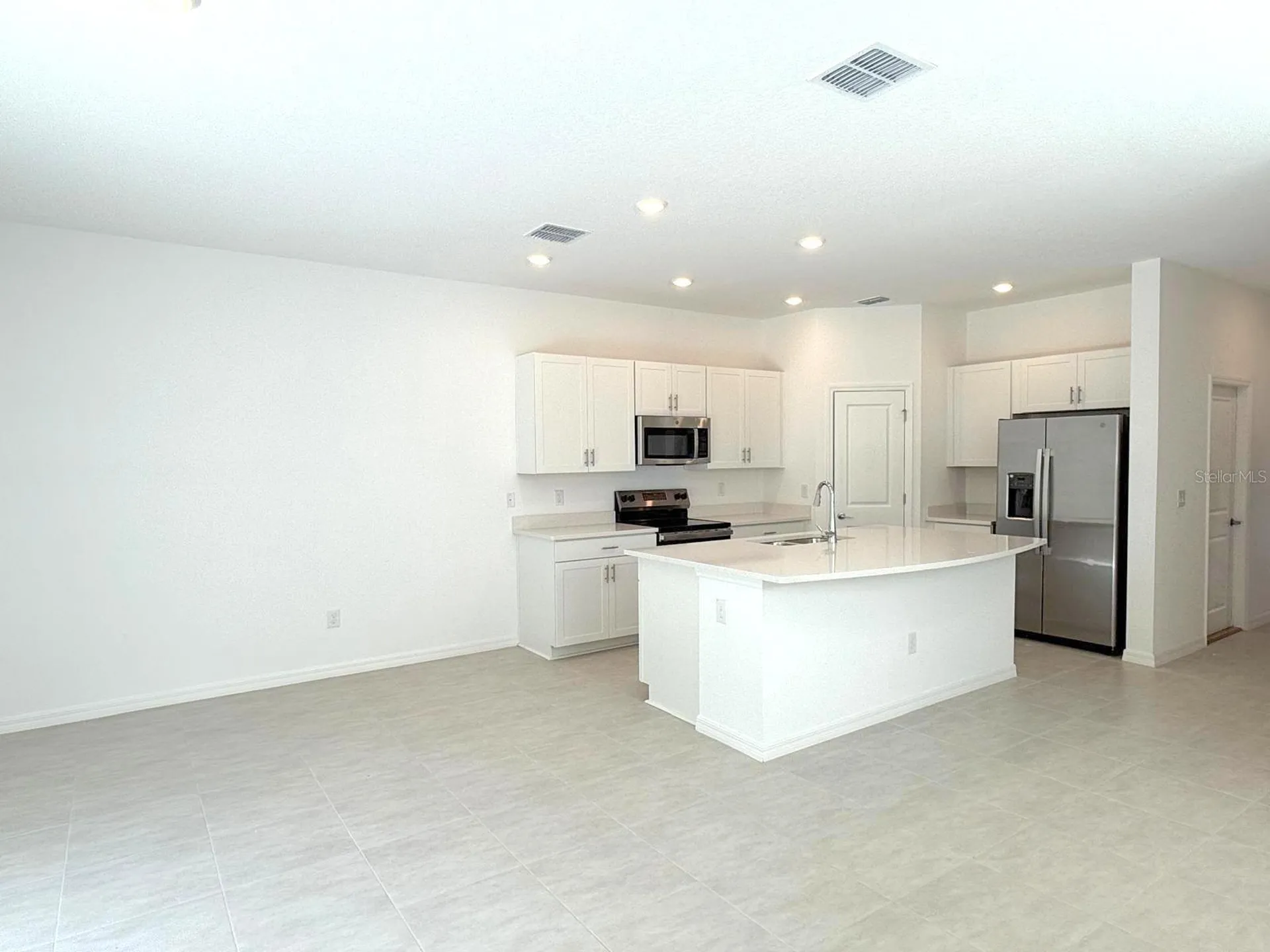 2081 Hallier Cove Wesley Chapel FL 33543