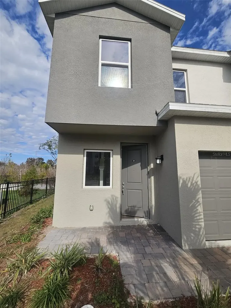 1201 Southstation Place Orlando FL 32809