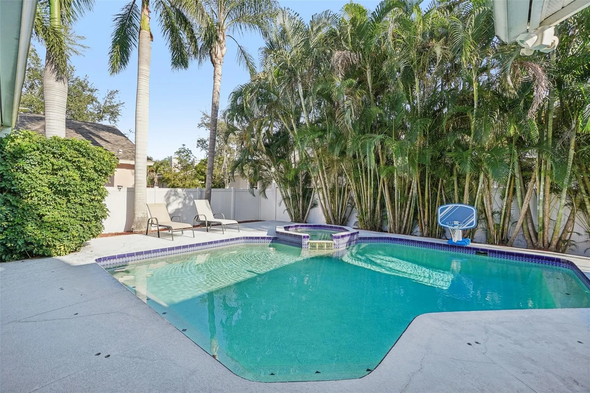 3132 Shoreline Drive Clearwater FL 33760