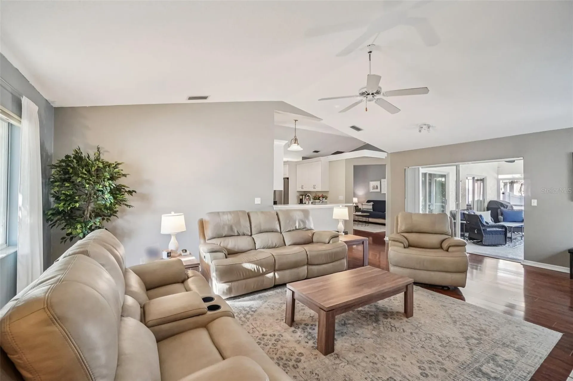 3132 Shoreline Drive Clearwater FL 33760