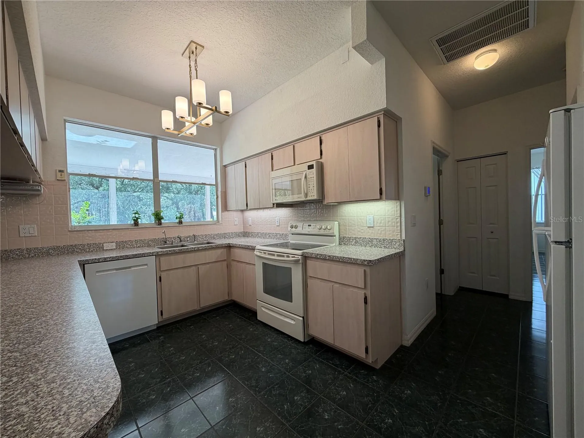 18749 Lansford Drive Hudson FL 34667