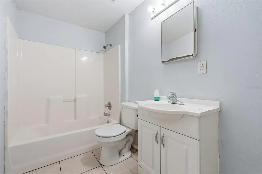 2609 E 28th Avenue Tampa FL 33605