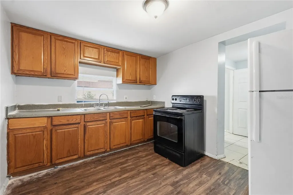 2609 E 28th Avenue Tampa FL 33605