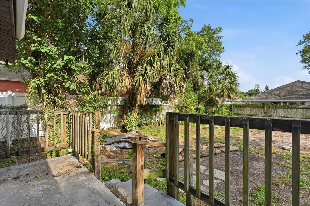 2609 E 28th Avenue Tampa FL 33605