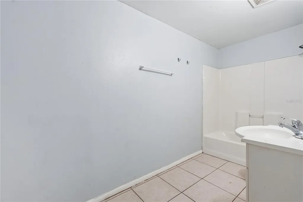 2609 E 28th Avenue Tampa FL 33605