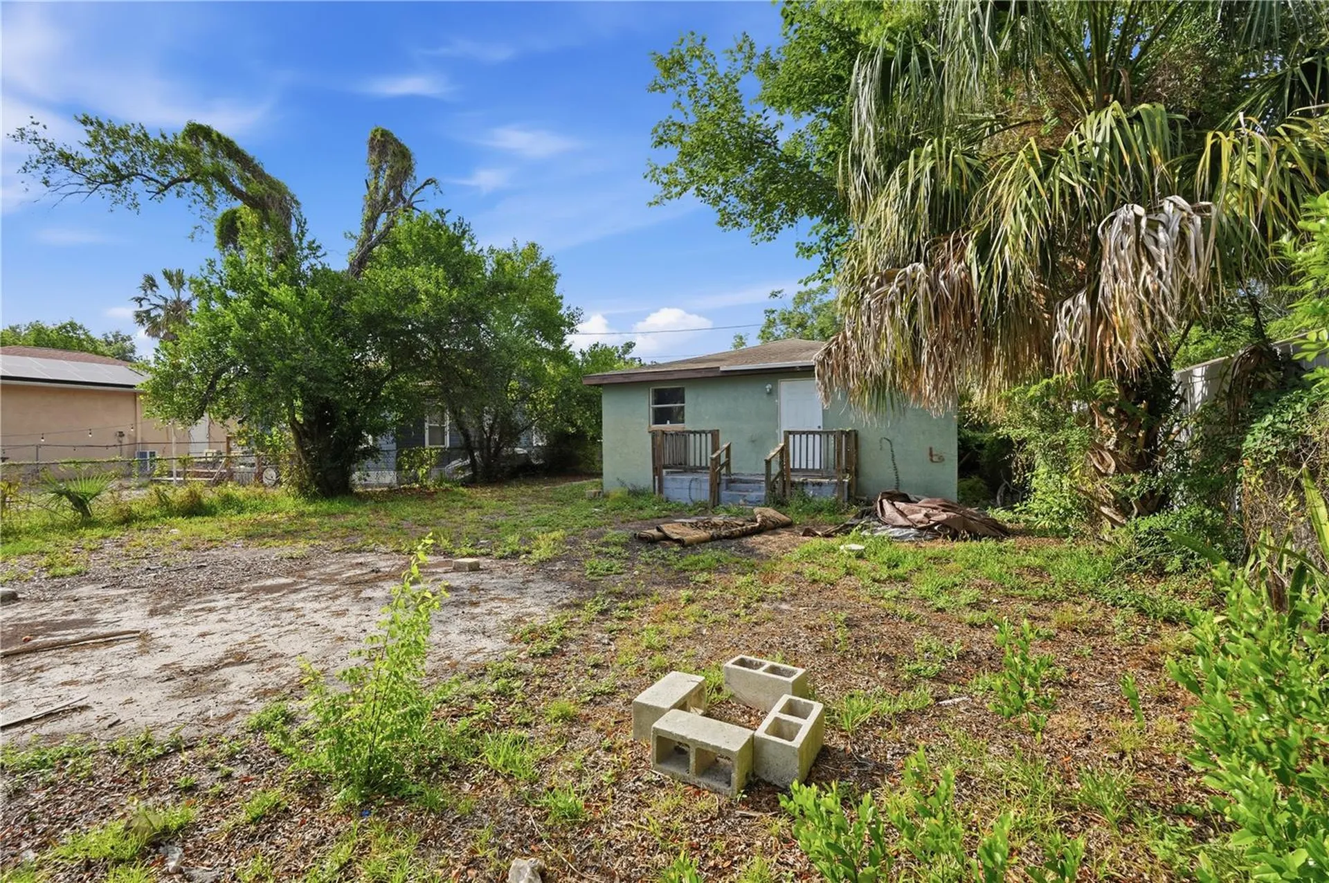 2609 E 28th Avenue Tampa FL 33605