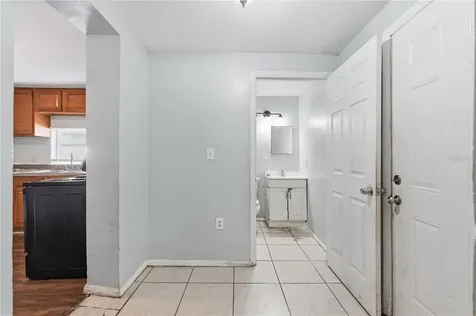 2609 E 28th Avenue Tampa FL 33605