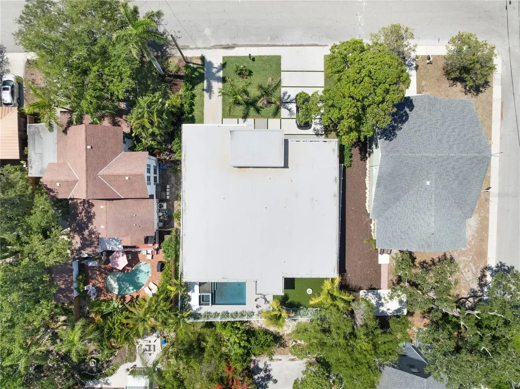 1544 3rd Avenue W Bradenton FL 34205