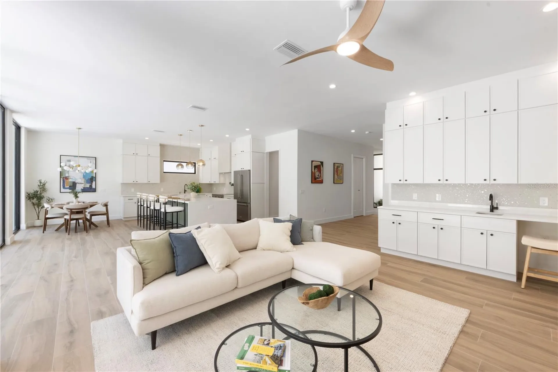 1544 3rd Avenue W Bradenton FL 34205