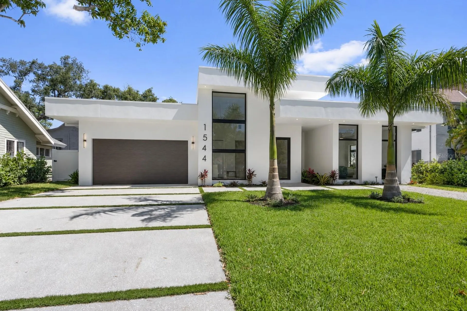 1544 3rd Avenue W Bradenton FL 34205