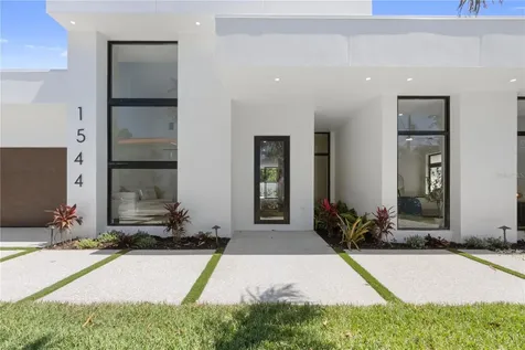 1544 3rd Avenue W Bradenton FL 34205