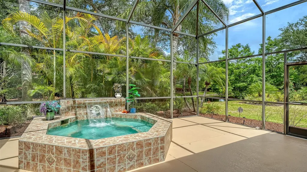7928 Suntree Glen Bradenton FL 34202