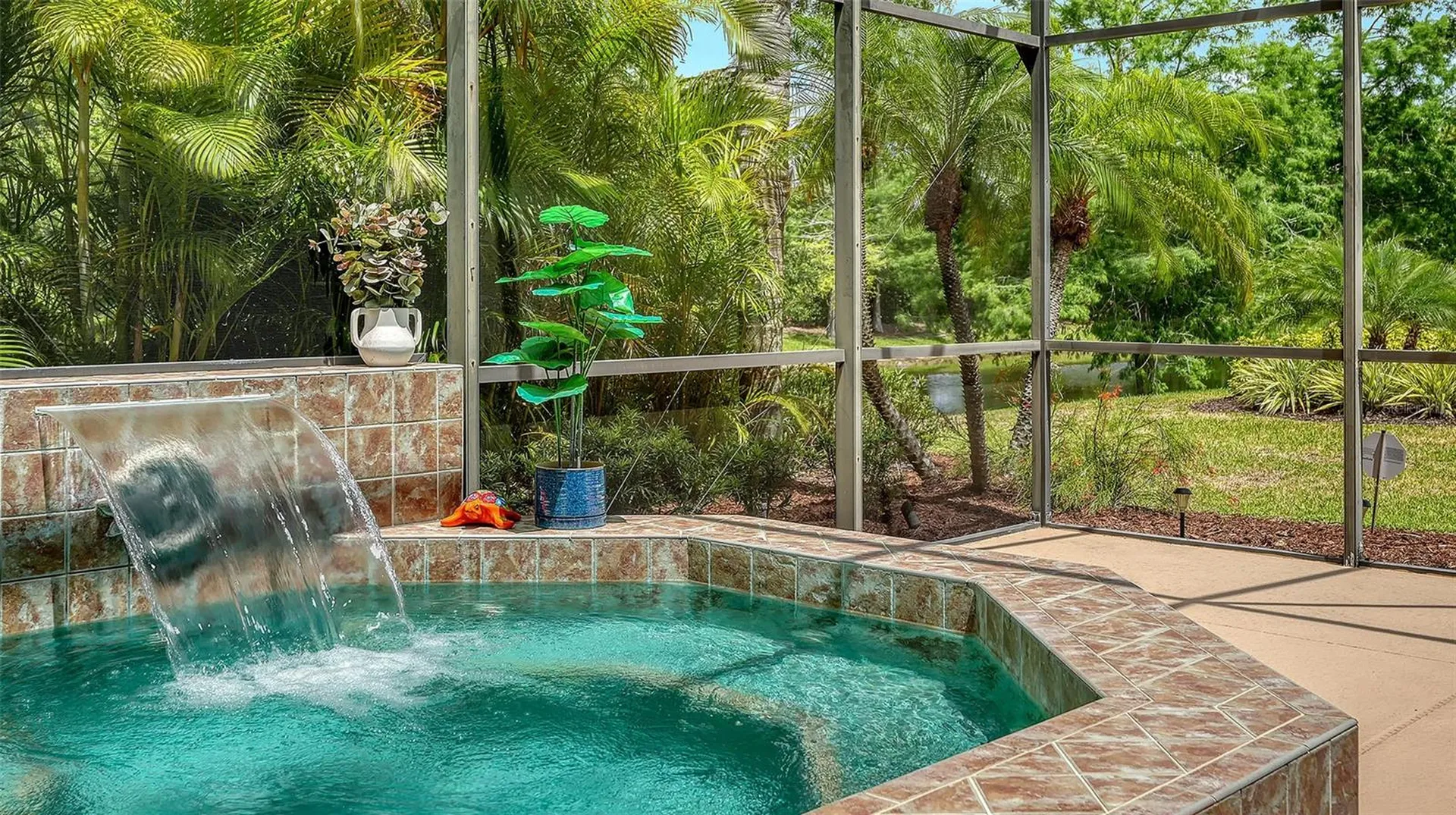 7928 Suntree Glen Bradenton FL 34202