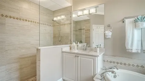 7928 Suntree Glen Bradenton FL 34202
