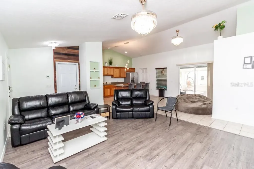 3131 Spikey Way Kissimmee FL 34744