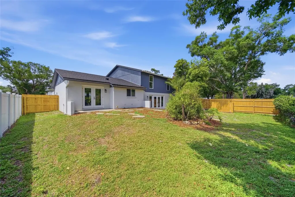 3909 Willowtree Place Tampa FL 33624