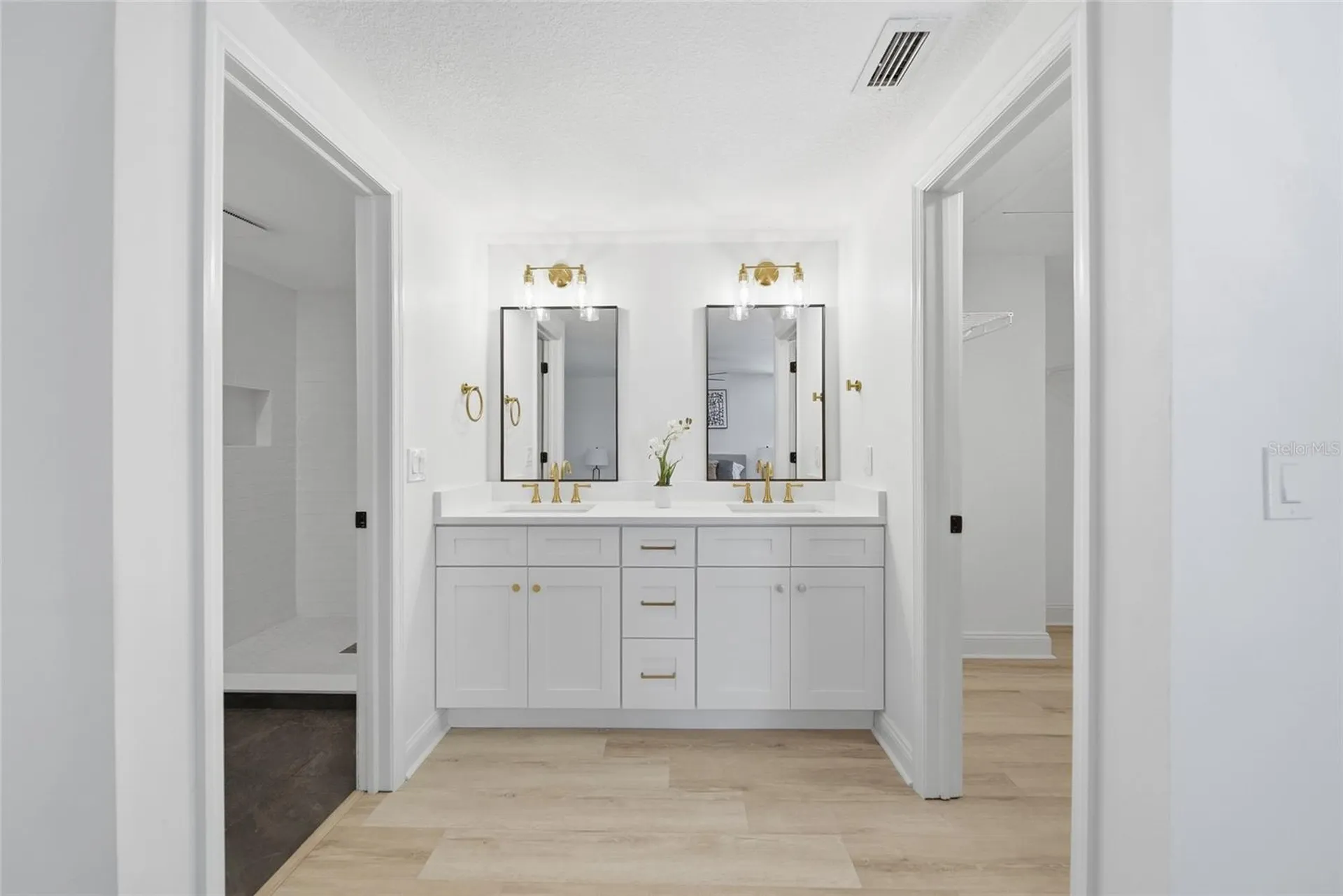 3909 Willowtree Place Tampa FL 33624