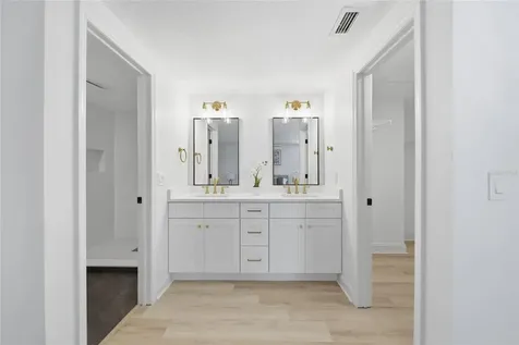 3909 Willowtree Place Tampa FL 33624