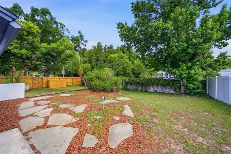 3909 Willowtree Place Tampa FL 33624