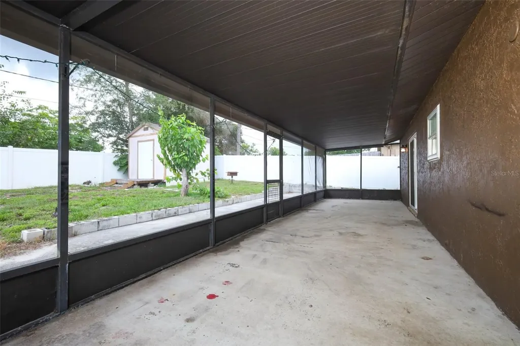 3075 Mapleshade Street Deltona FL 32738
