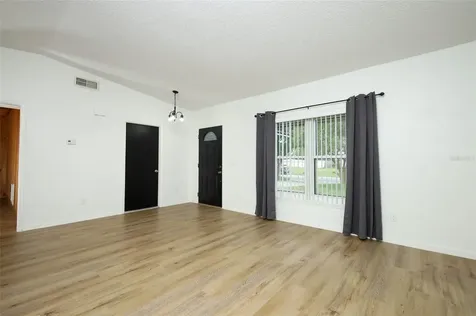 3075 Mapleshade Street Deltona FL 32738