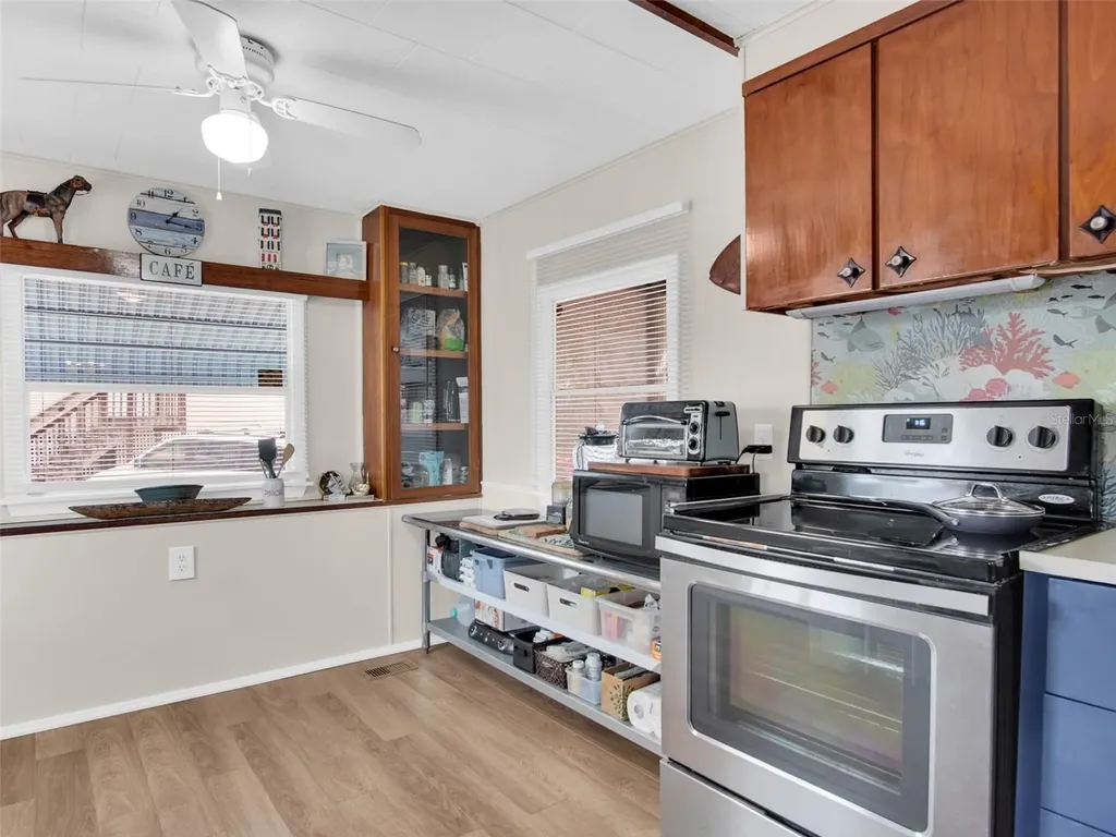 800 Chesapeake Drive Tarpon Springs FL 34689