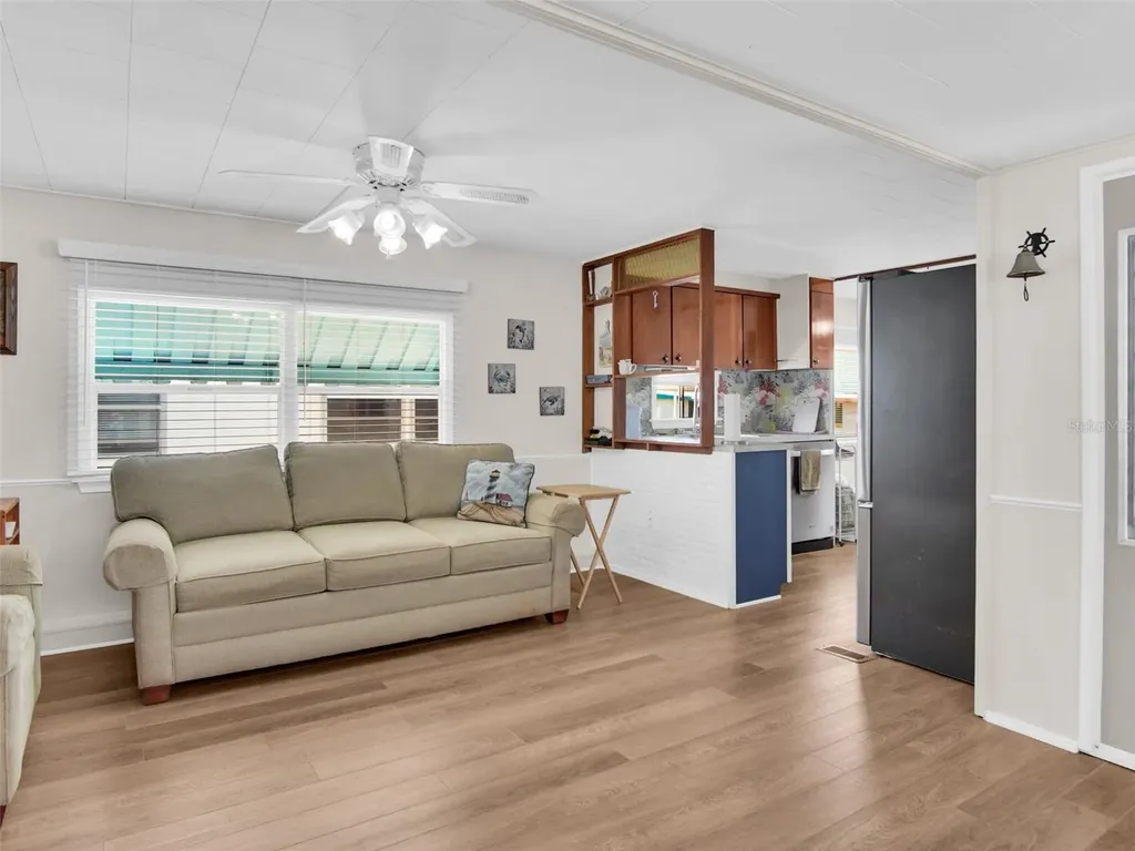 800 Chesapeake Drive Tarpon Springs FL 34689