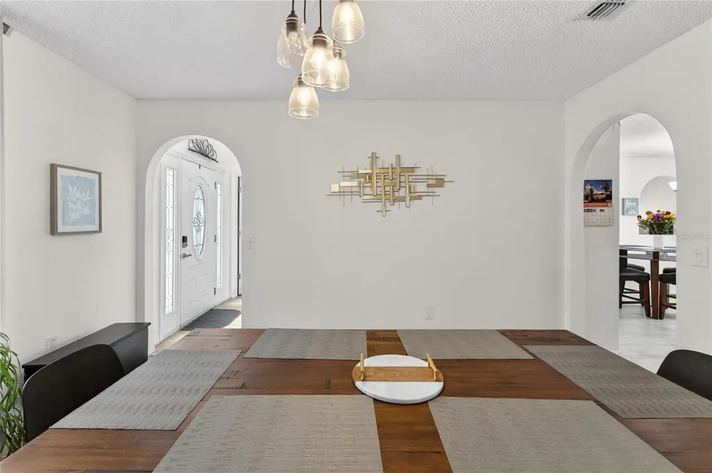 1201 Dragon Head Drive Valrico FL 33594