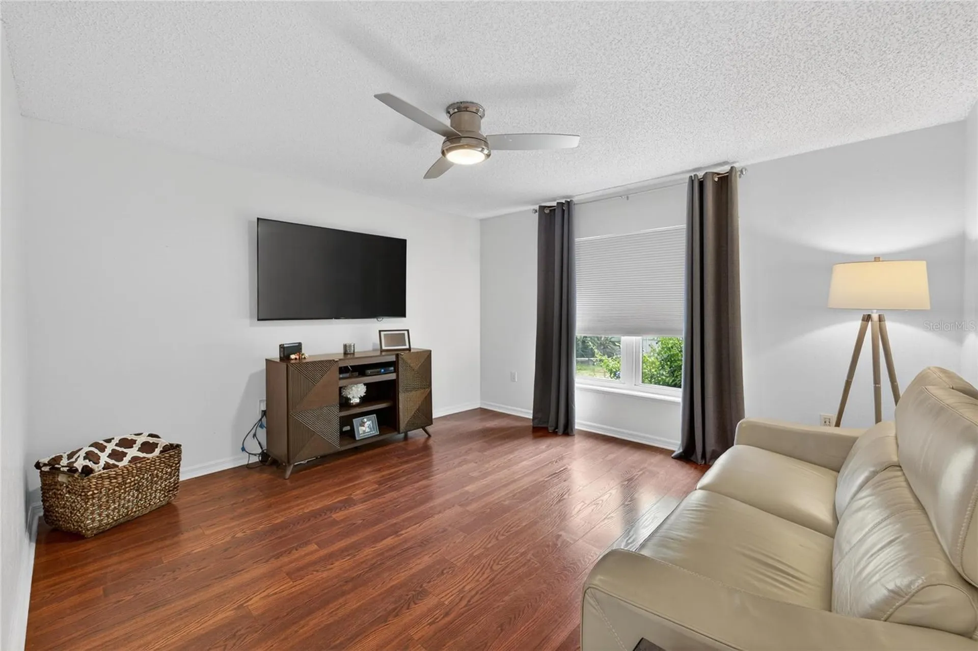 1201 Dragon Head Drive Valrico FL 33594
