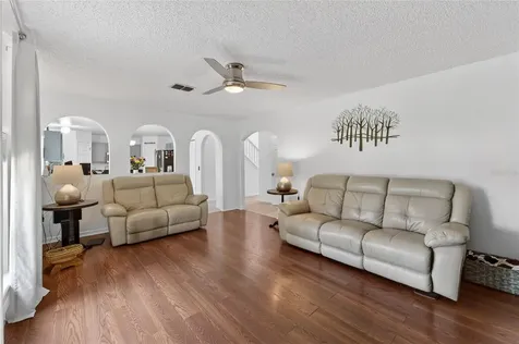 1201 Dragon Head Drive Valrico FL 33594