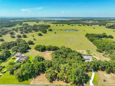 Trotting Horse Lane Tavares FL 32778