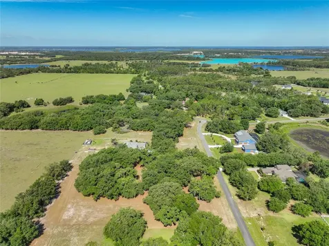 Trotting Horse Lane Tavares FL 32778
