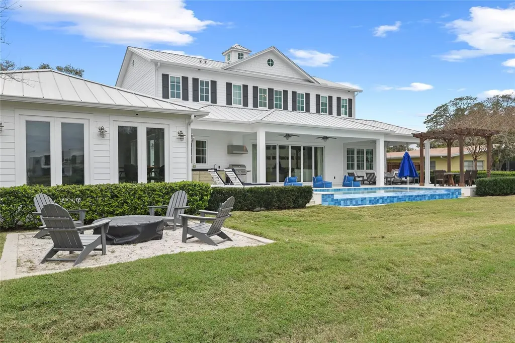 2024 Lake Drive Winter Park FL 32789