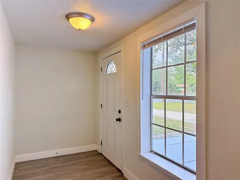 807 Cherokee Circle Sanford FL 32773