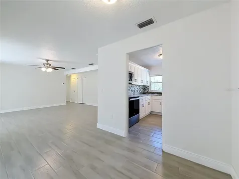807 Cherokee Circle Sanford FL 32773