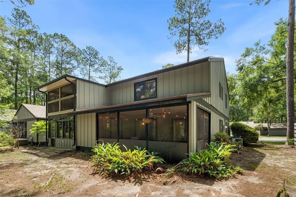 2424 NW 47th Lane Gainesville FL 32605