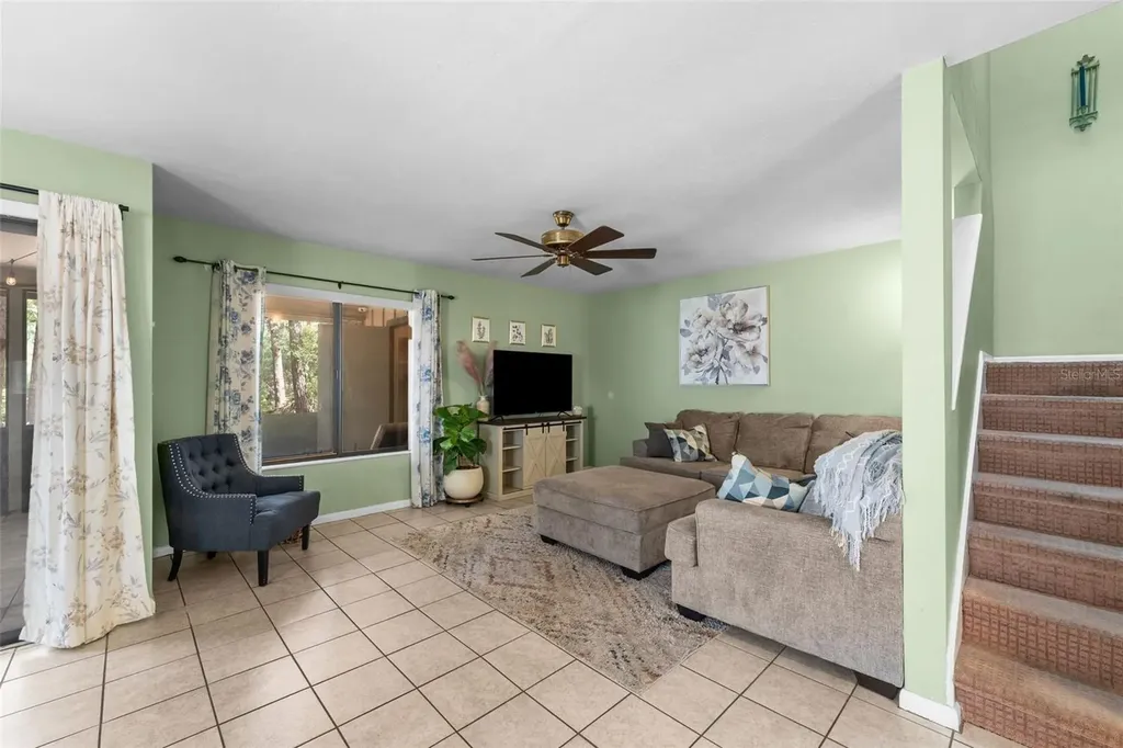 2424 NW 47th Lane Gainesville FL 32605