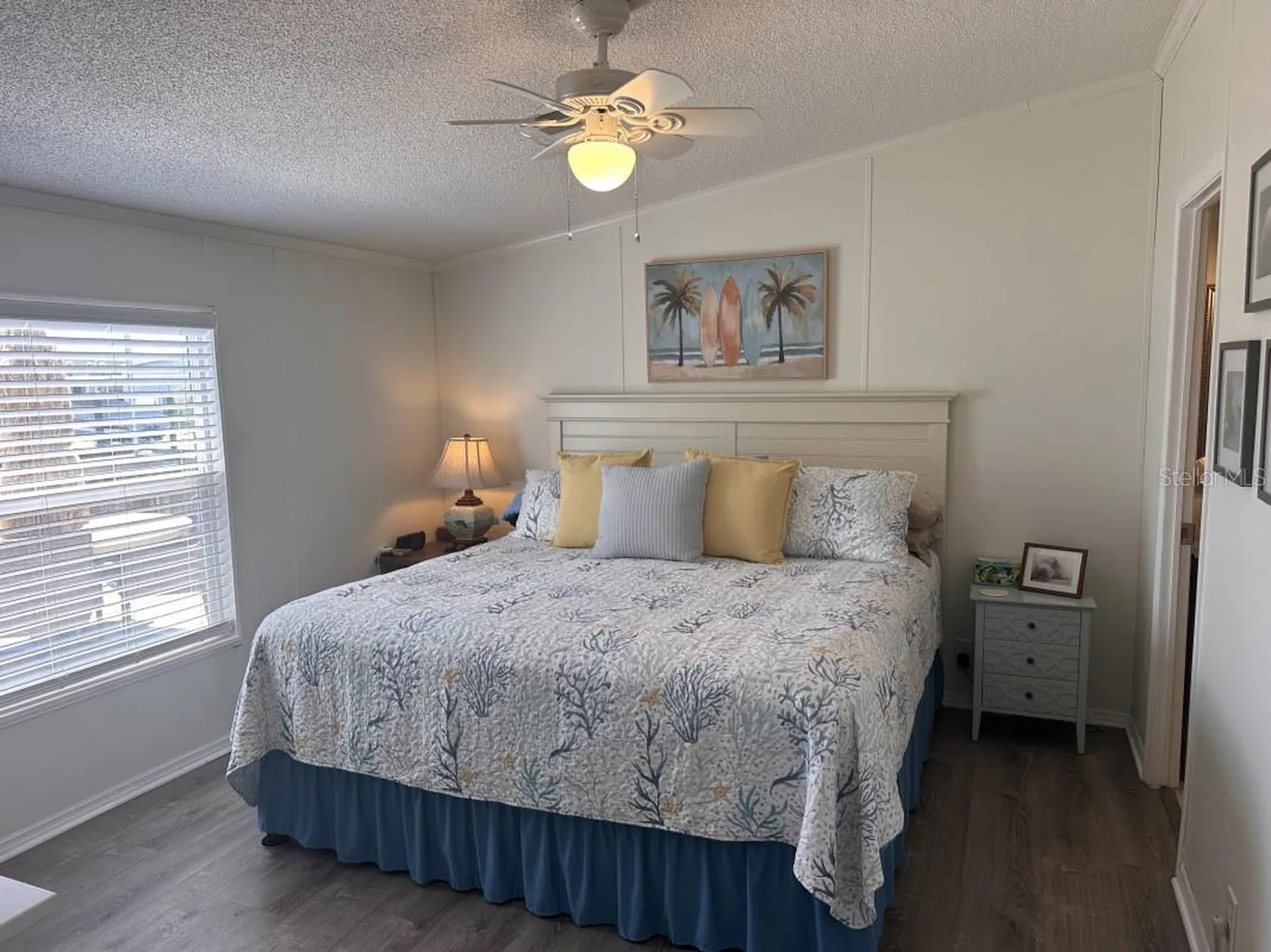 122 W Saint Annes Circle Apollo Beach FL 33572