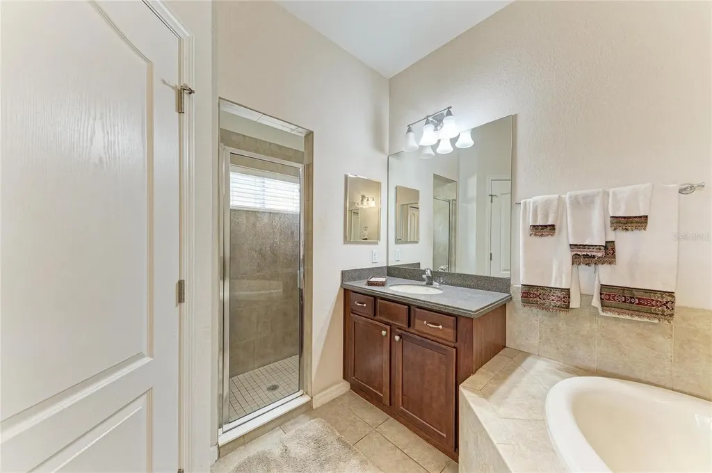 204 River Enclave Court Bradenton FL 34212